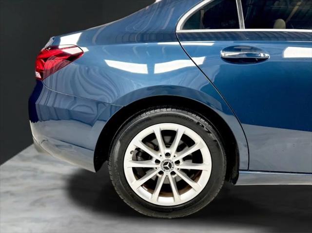 2020 Mercedes-Benz A 220 4MATIC
