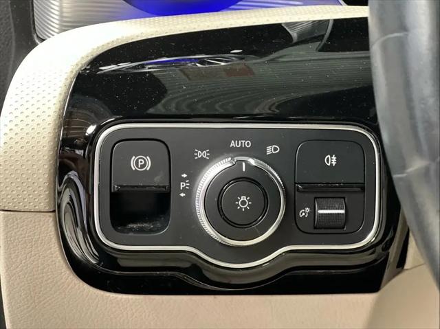 2020 Mercedes-Benz A 220 4MATIC