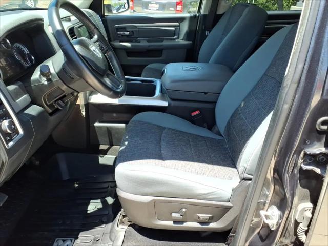 2017 Ram 1500 Lone Star Crew Cab 4x2 5'7" Box