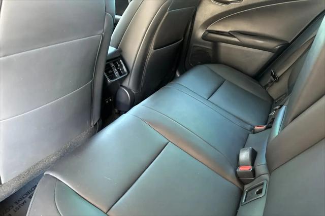 2019 Lexus UX 250h F SPORT