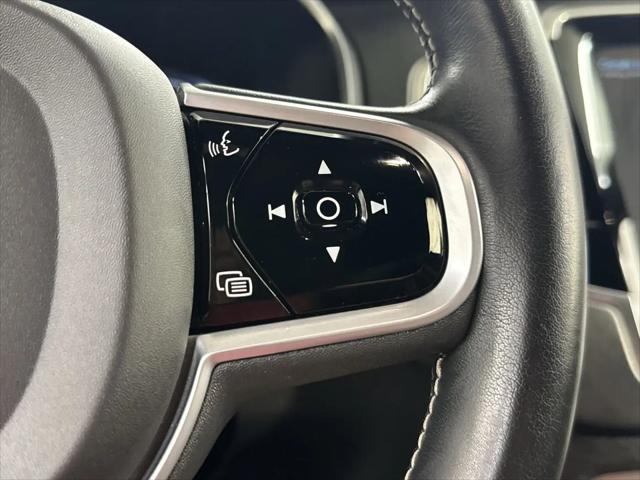 2021 Volvo XC90 Recharge T8 R-Design 7 Passenger
