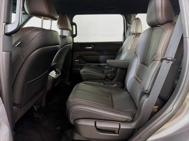 2025 Nissan Armada SL 4WD