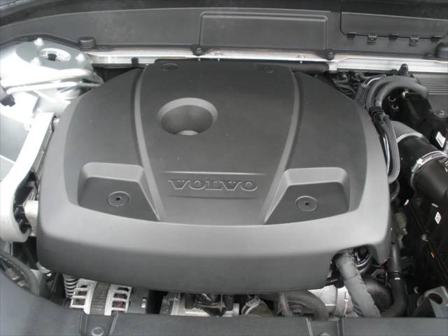 2018 Volvo XC60 T5 Momentum