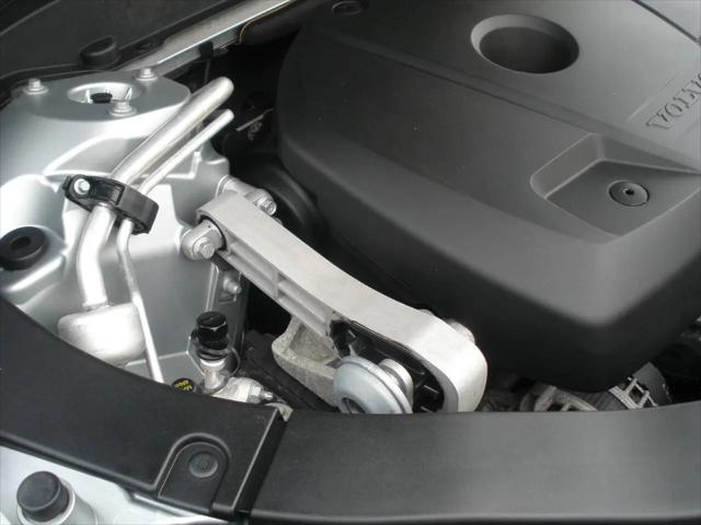 2018 Volvo XC60 T5 Momentum