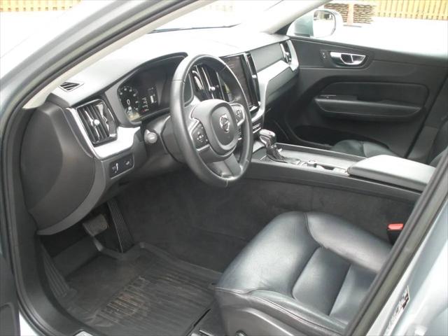 2018 Volvo XC60 T5 Momentum