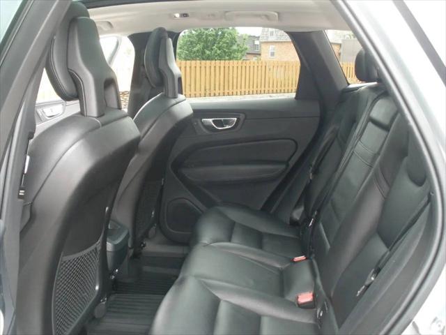 2018 Volvo XC60 T5 Momentum