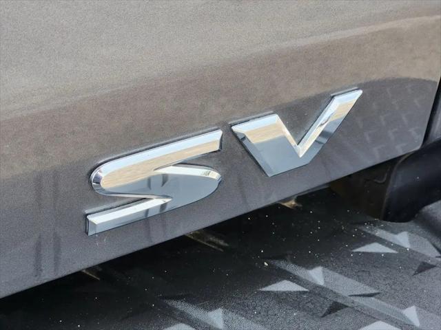 2024 Nissan Titan Crew Cab SV 4x2