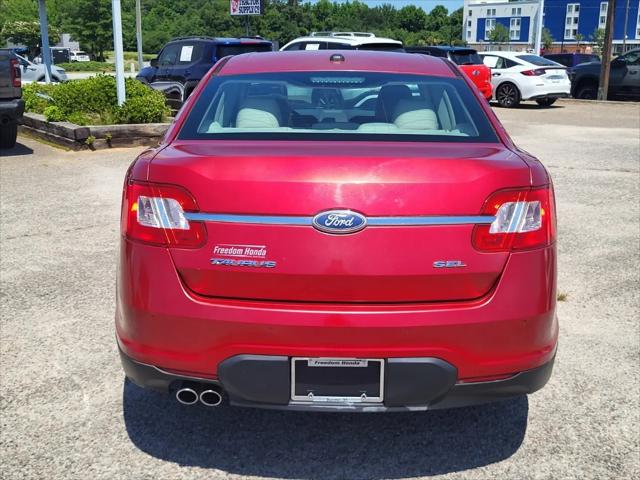 2011 Ford Taurus SEL