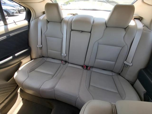 2011 Ford Taurus SEL