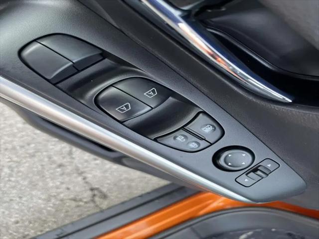 2020 Nissan Kicks SR Xtronic CVT