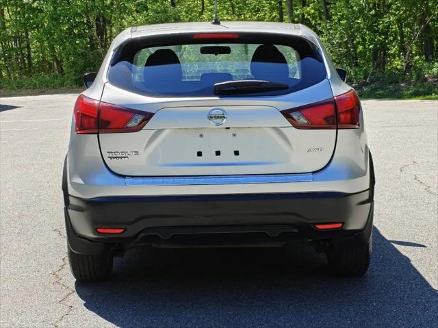 2017 Nissan Rogue Sport S
