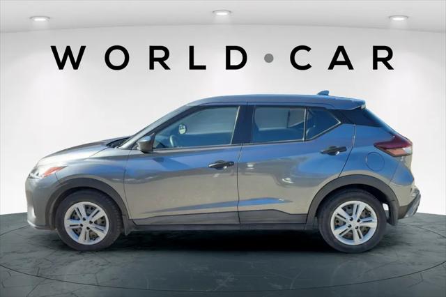 2022 Nissan Kicks S Xtronic CVT