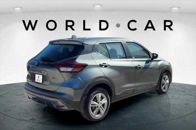 2022 Nissan Kicks S Xtronic CVT