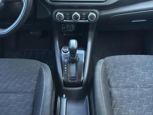 2022 Nissan Kicks S Xtronic CVT