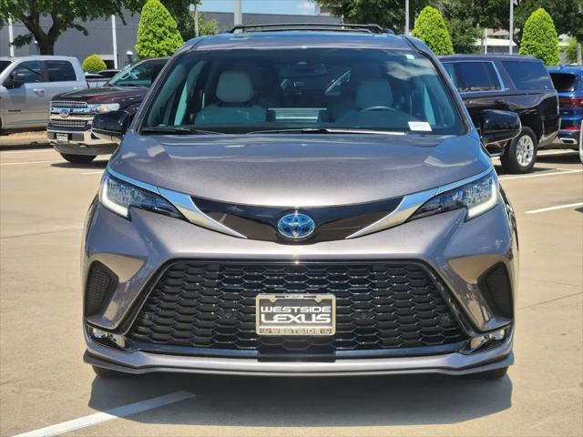 2022 Toyota Sienna XSE