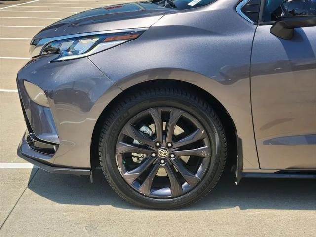 2022 Toyota Sienna XSE