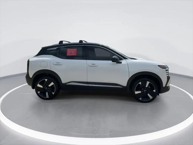 2025 Nissan Kicks SR FWD