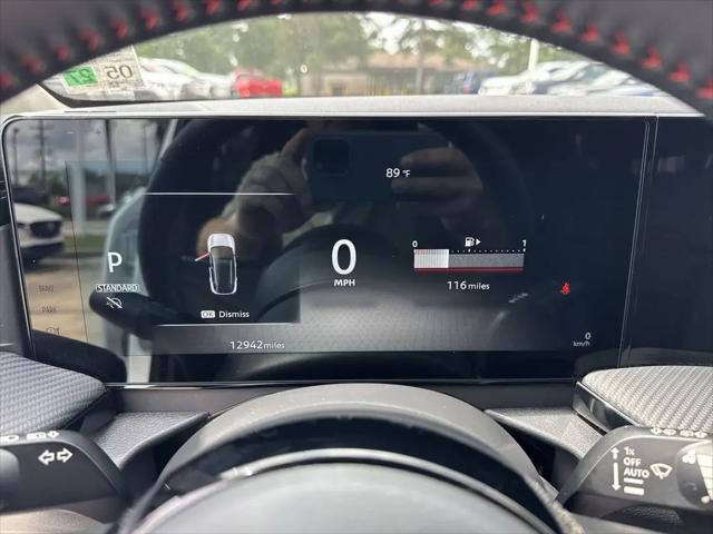 2025 Nissan Kicks SR FWD