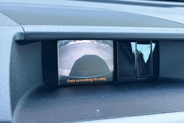 2014 Toyota Sienna XLE V6 8 Passenger