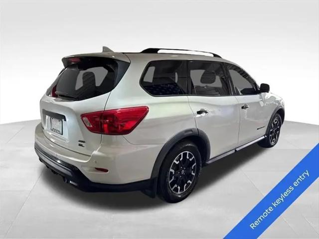 2020 Nissan Pathfinder SL 4WD