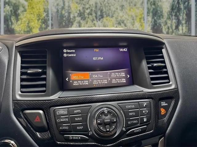2020 Nissan Pathfinder SL 4WD