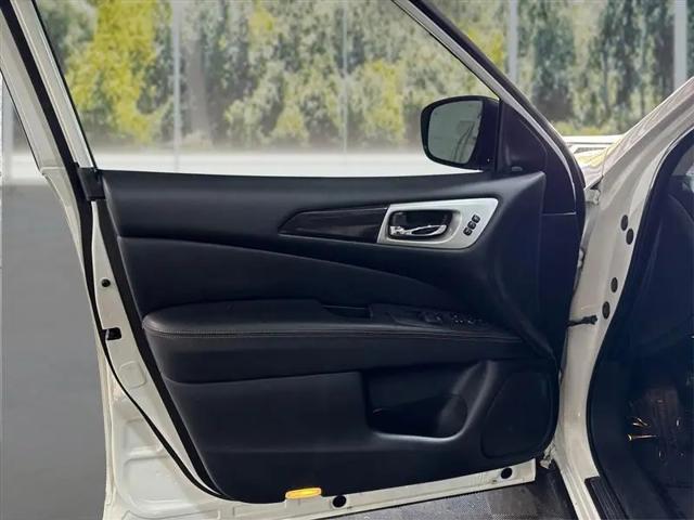 2020 Nissan Pathfinder SL 4WD
