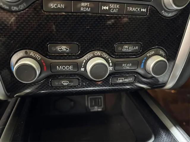 2020 Nissan Pathfinder SL 4WD
