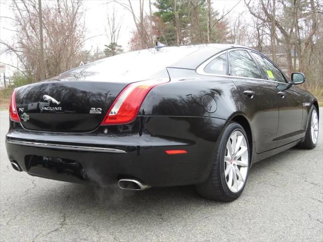 2015 Jaguar XJ Standard