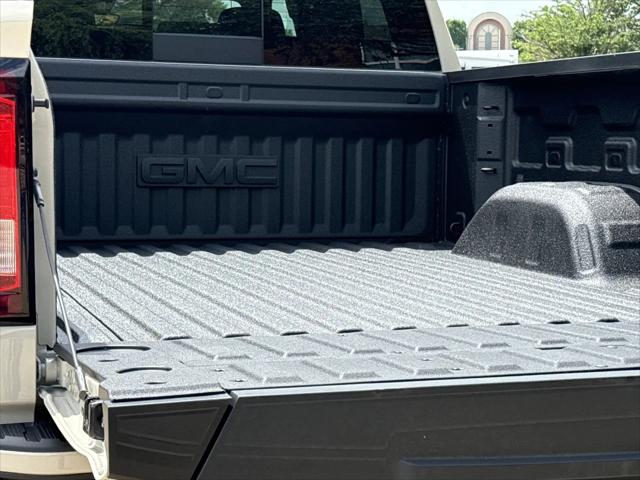 2026 GMC Sierra 1500 Crew Cab, Short Bed, AT4, 4WD