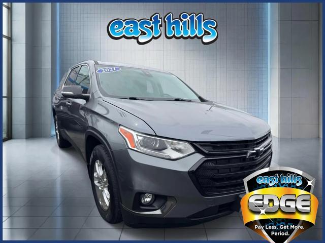 2021 Chevrolet Traverse AWD LT Cloth for sale in Freeport, NY