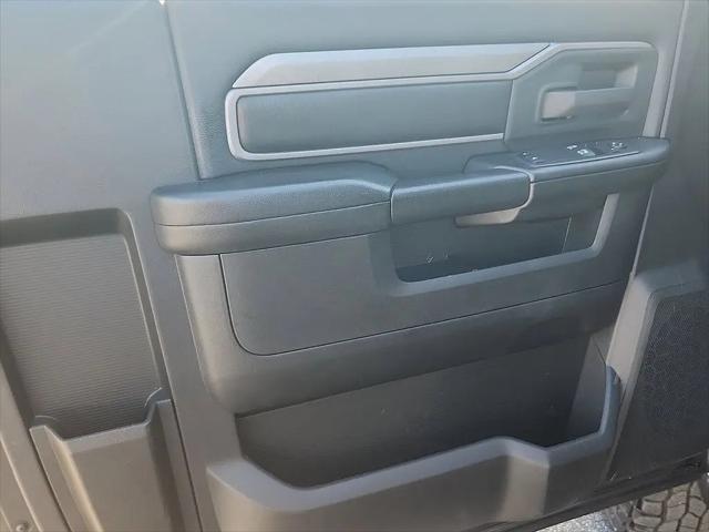 2022 Ram 2500 Tradesman Regular Cab 4x4 8' Box
