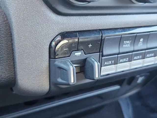 2022 Ram 2500 Tradesman Regular Cab 4x4 8' Box
