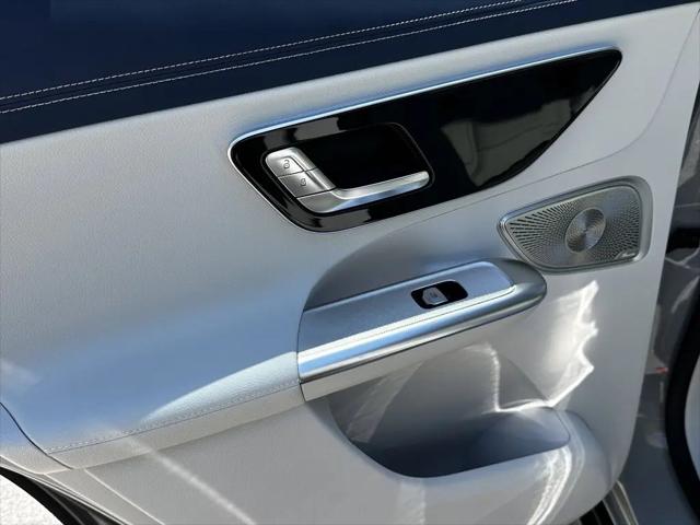 2026 Mercedes-Benz EQE 320 EQE 320