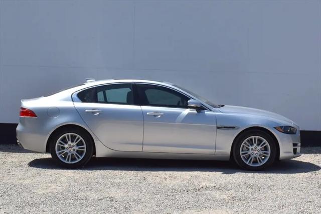 2017 Jaguar XE 25t Premium