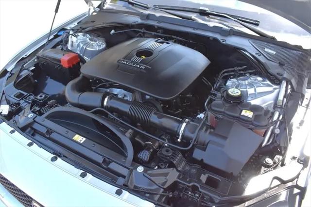 2017 Jaguar XE 25t Premium