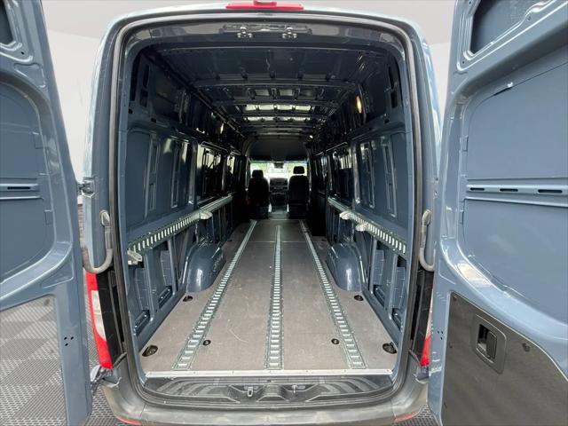 2021 Mercedes-Benz Sprinter 2500 High Roof I4