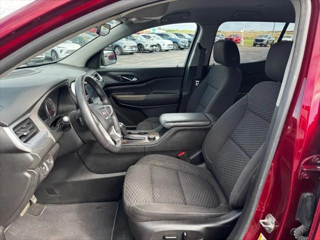 2017 GMC Acadia SLE-2