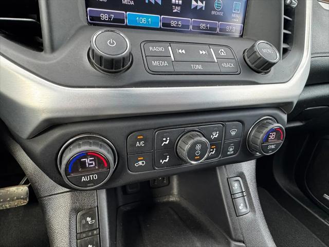 2017 GMC Acadia SLE-2
