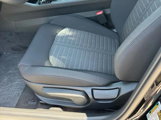2026 Kia K5 LXS FWD