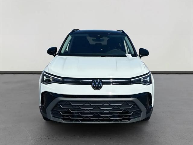 2026 Volkswagen Taos SE Black