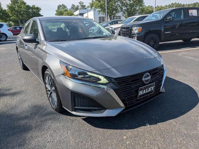 2025 Nissan Altima SV FWD