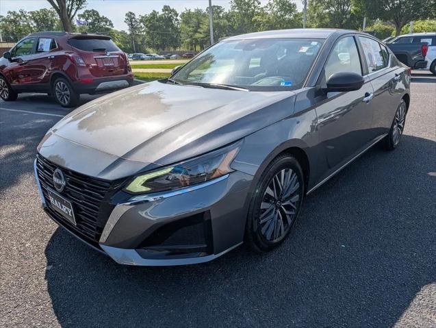 2025 Nissan Altima SV FWD