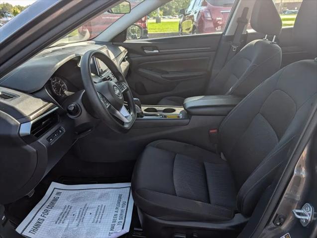 2025 Nissan Altima SV FWD