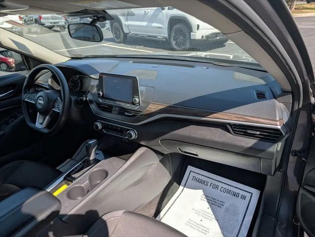 2025 Nissan Altima SV FWD