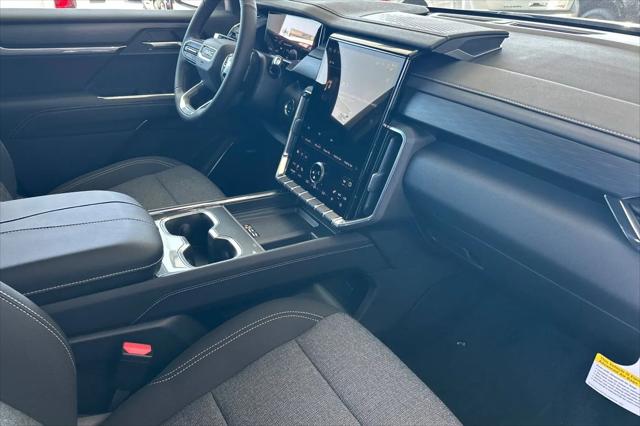 2026 GMC Acadia Elevation AWD