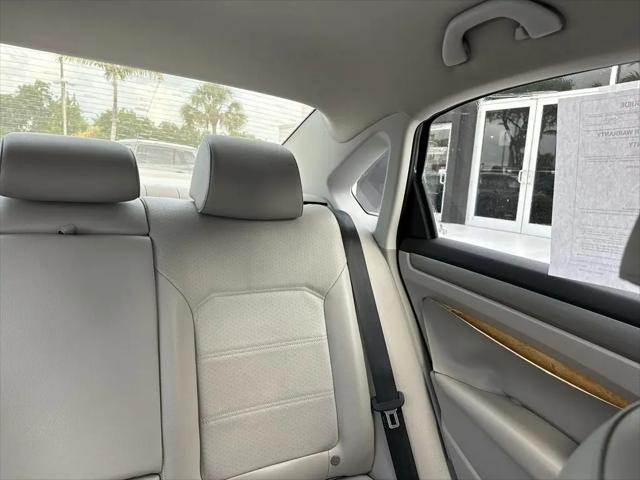 2014 Volkswagen Passat 1.8T SE