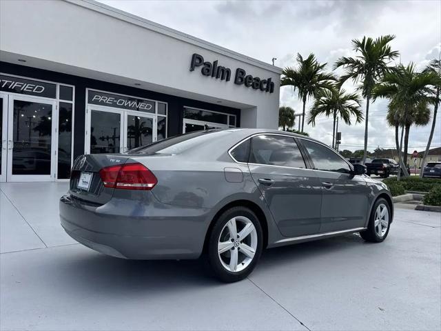 2014 Volkswagen Passat 1.8T SE