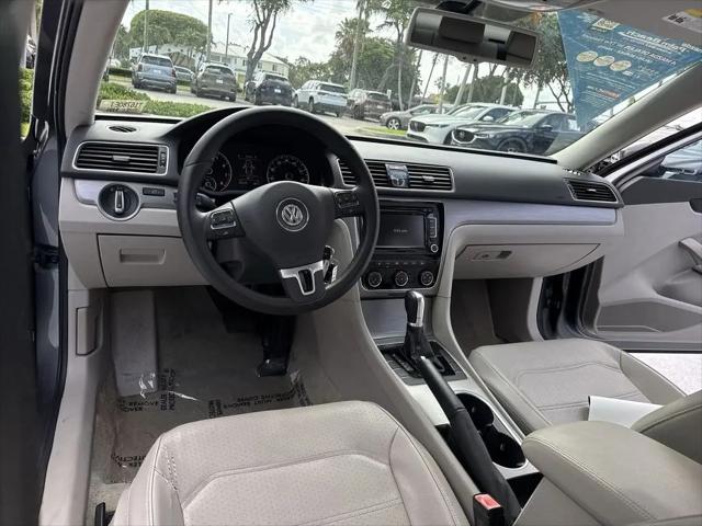 2014 Volkswagen Passat 1.8T SE