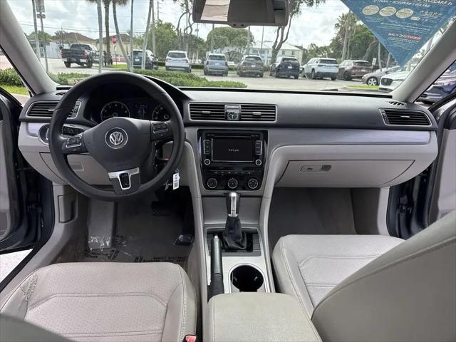 2014 Volkswagen Passat 1.8T SE