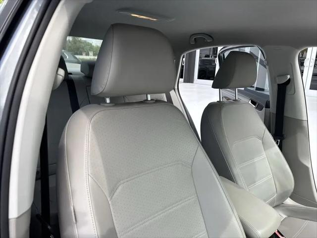 2014 Volkswagen Passat 1.8T SE